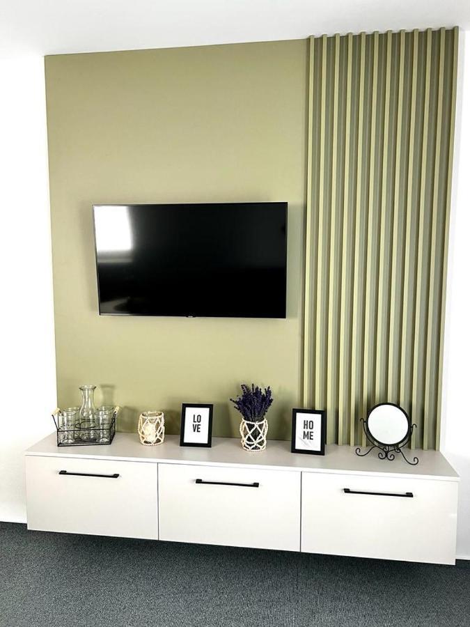 Urban Green Apartment ลิฟตอฟสกีมิคูลาช ภายนอก รูปภาพ