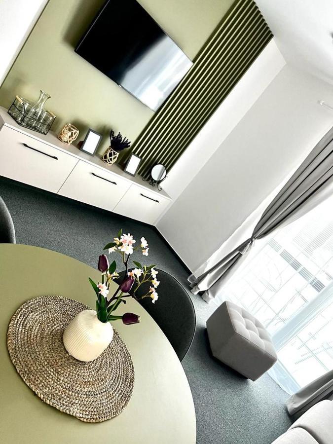 Urban Green Apartment ลิฟตอฟสกีมิคูลาช ภายนอก รูปภาพ